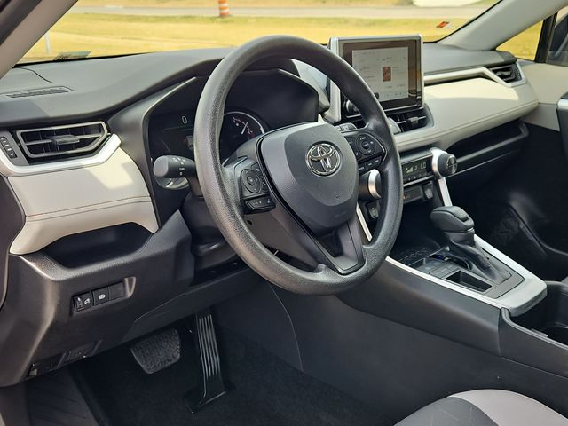 Thumbnail: 2025 Toyota RAV4 - 2