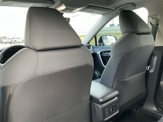 Thumbnail: 2025 Toyota RAV4 - 9