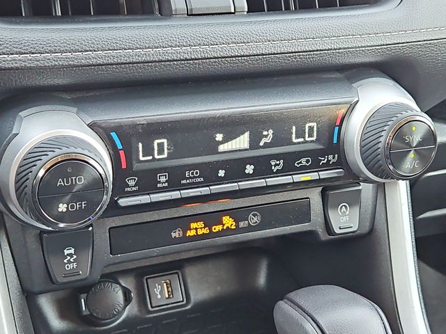 Thumbnail: 2023 Toyota RAV4 - 29