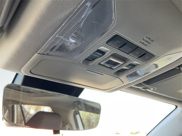 Thumbnail: 2025 Toyota RAV4 - 29