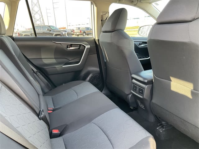 Thumbnail: 2025 Toyota RAV4 - 9