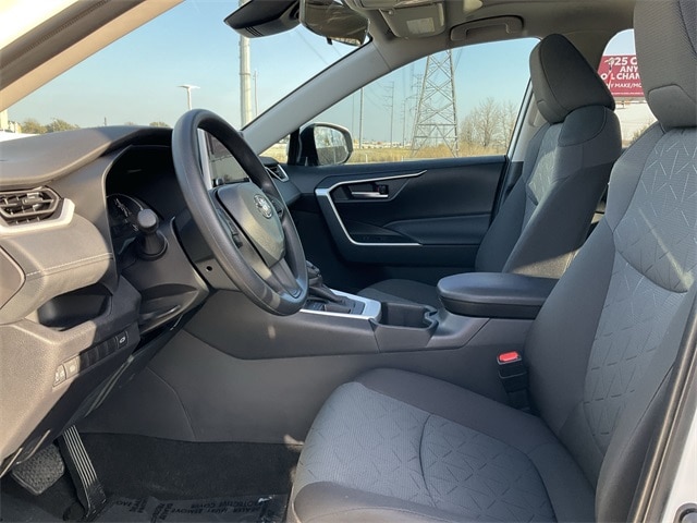 Thumbnail: 2025 Toyota RAV4 - 7