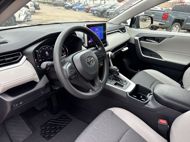 Thumbnail: 2025 Toyota RAV4 - 2