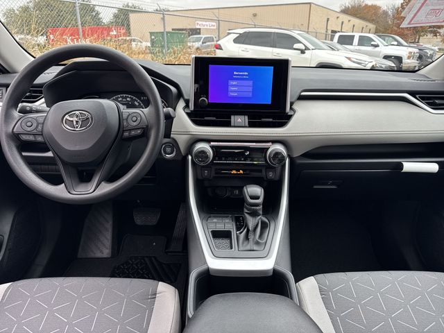 Thumbnail: 2025 Toyota RAV4 - 7