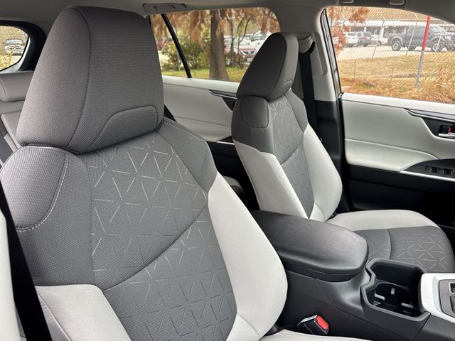 Thumbnail: 2025 Toyota RAV4 - 9