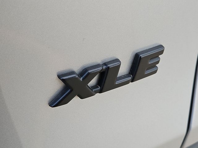 Thumbnail: 2024 Toyota RAV4 - 6