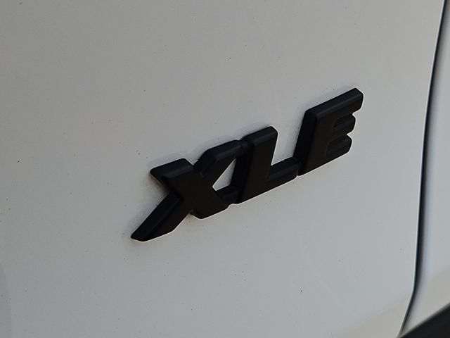 Thumbnail: 2024 Toyota RAV4 - 7