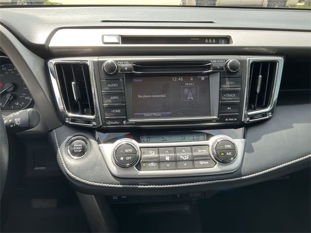 2018 Toyota RAV4 XLE 13