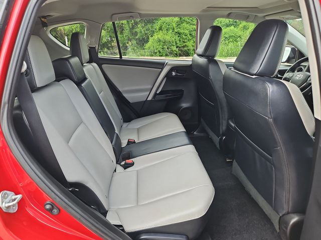 Thumbnail: 2016 Toyota RAV4 - 26