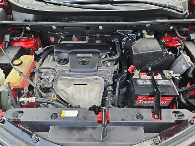 Thumbnail: 2016 Toyota RAV4 - 8