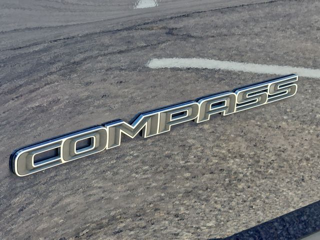Thumbnail: 2018 Jeep Compass - 6