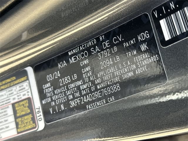 Thumbnail: 2024 Kia Forte - 16