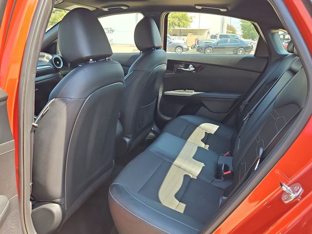 Thumbnail: 2023 Kia Forte - 10