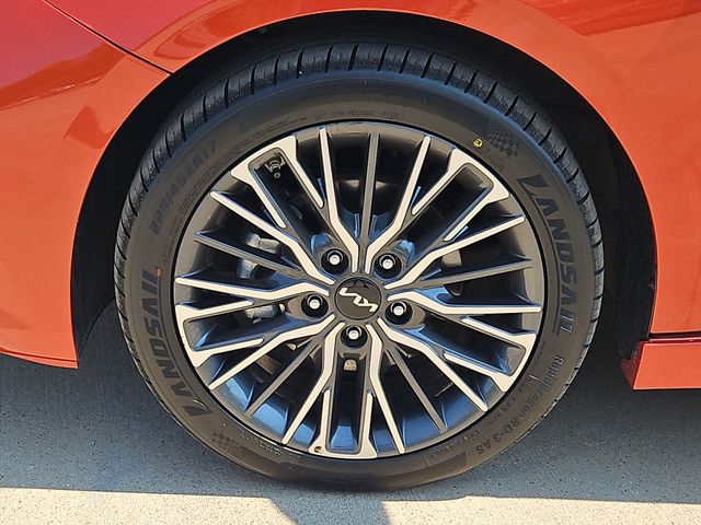 Thumbnail: 2023 Kia Forte - 5