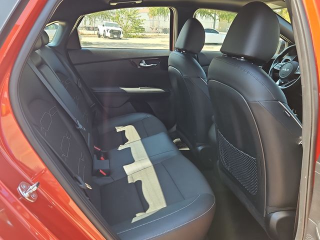 Thumbnail: 2023 Kia Forte - 26
