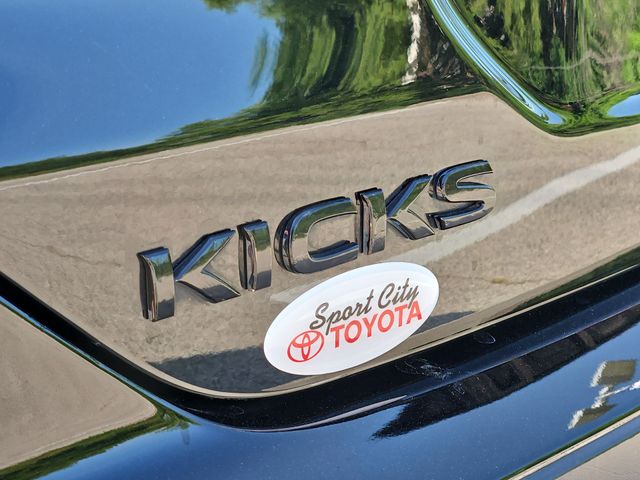 Thumbnail: 2022 Nissan Kicks - 6