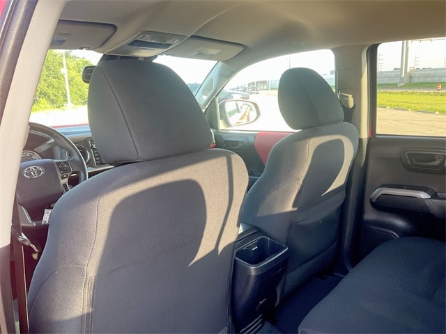 2018 Toyota Tacoma SR5 10