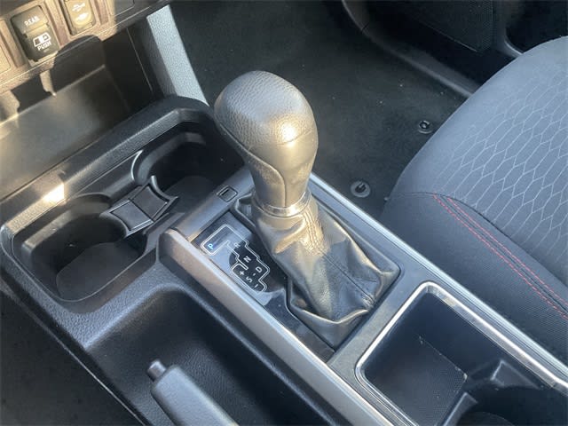 2018 Toyota Tacoma SR5 13