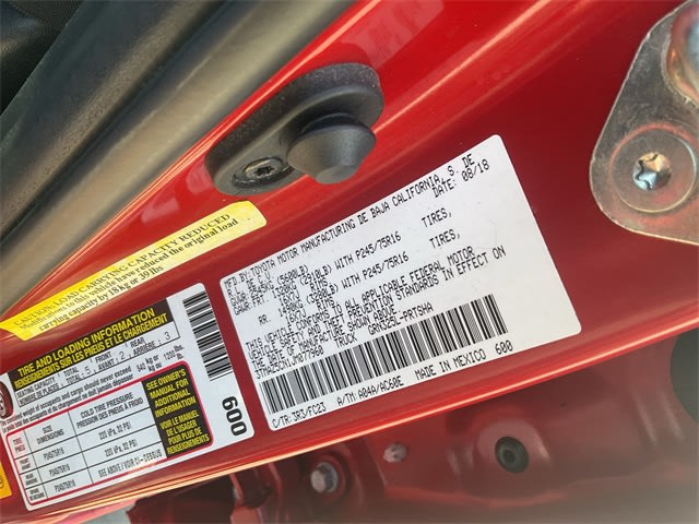 2018 Toyota Tacoma SR5 16