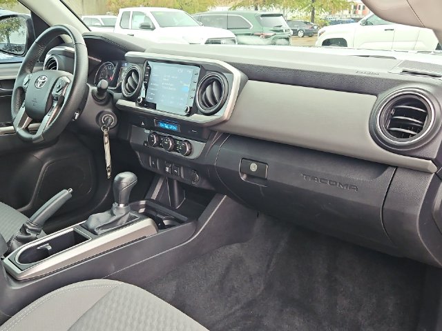 Thumbnail: 2022 Toyota Tacoma - 9