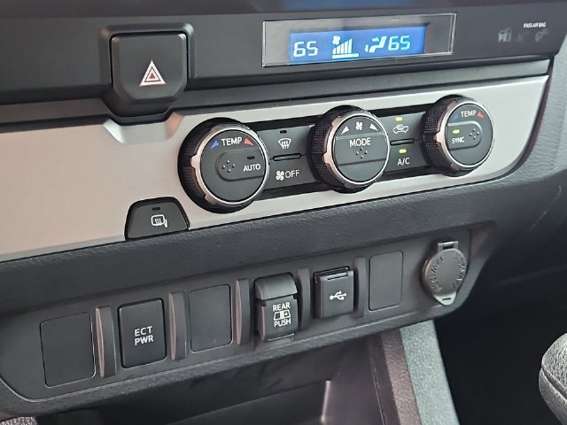 Thumbnail: 2022 Toyota Tacoma - 28