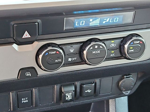 Thumbnail: 2022 Toyota Tacoma - 27