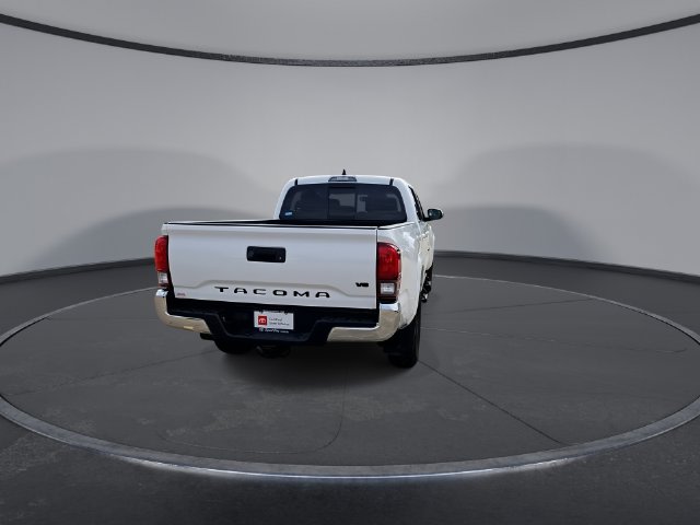 Thumbnail: 2022 Toyota Tacoma - 16