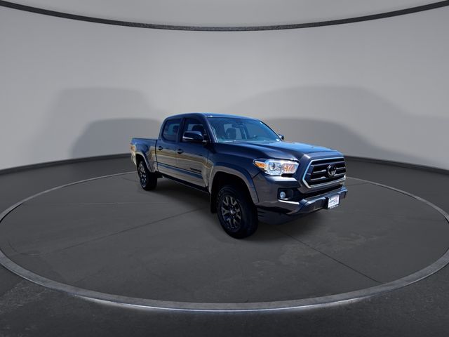 Thumbnail: 2022 Toyota Tacoma - 6