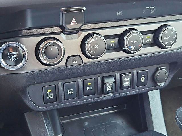 Thumbnail: 2019 Toyota Tacoma - 28