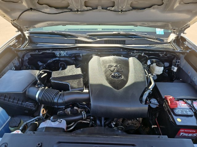 Thumbnail: 2020 Toyota Tacoma - 8