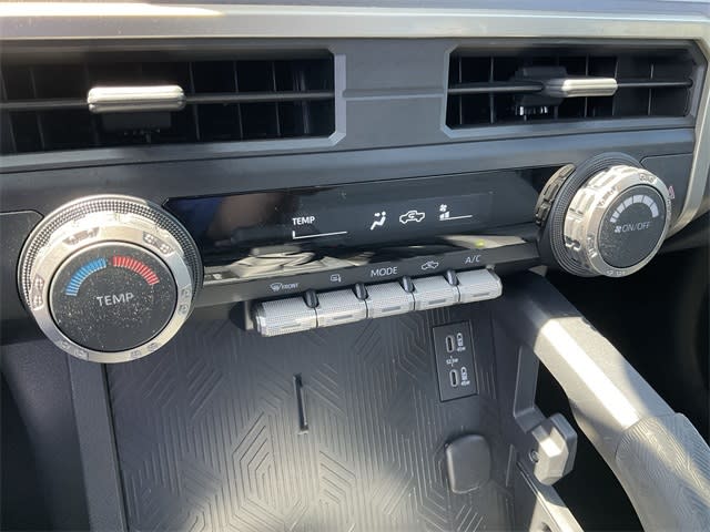 2024 Toyota Tacoma SR5 27