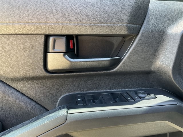 2024 Toyota Tacoma SR5 23