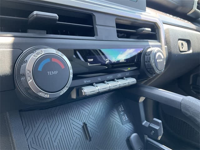 2024 Toyota Tacoma SR5 27