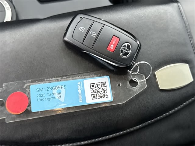 Thumbnail: 2025 Toyota Tacoma - 18