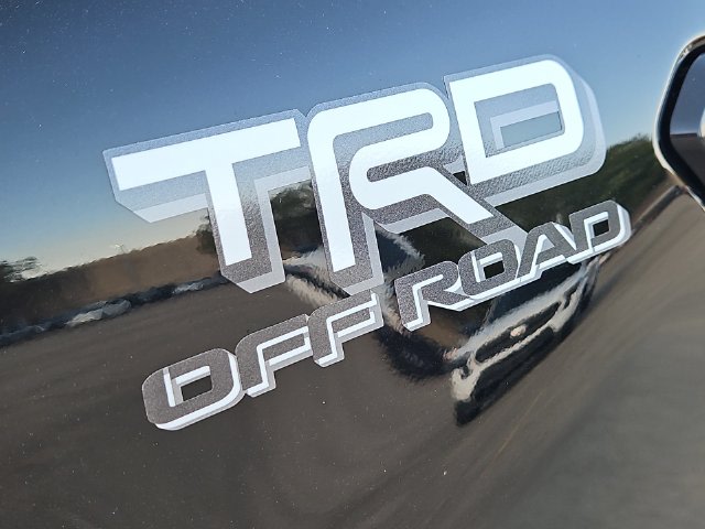 Thumbnail: 2025 Toyota Tacoma - 6