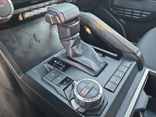 Thumbnail: 2025 Toyota Tacoma - 15