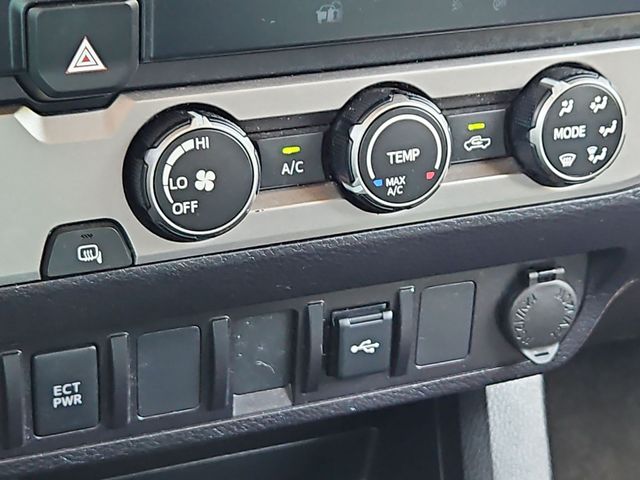Thumbnail: 2021 Toyota Tacoma - 27