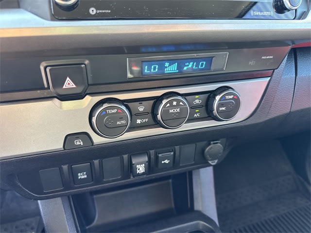 Thumbnail: 2021 Toyota Tacoma - 25