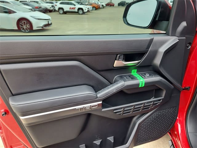 Thumbnail: 2025 Toyota Tacoma - 25