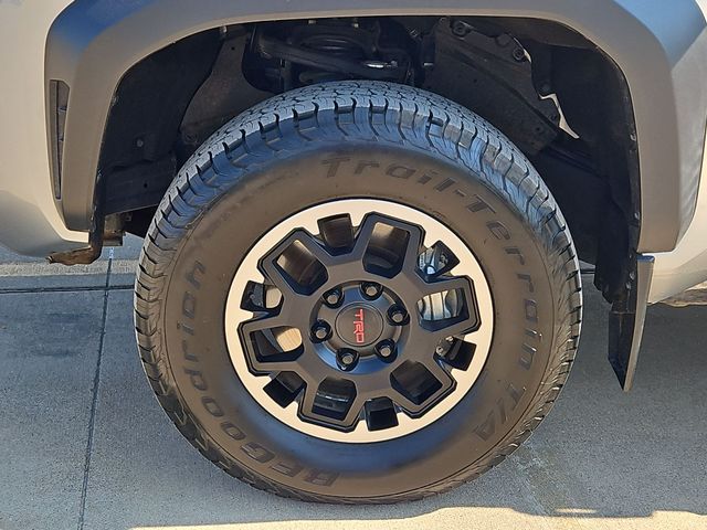 Thumbnail: 2024 Toyota Tacoma - 7