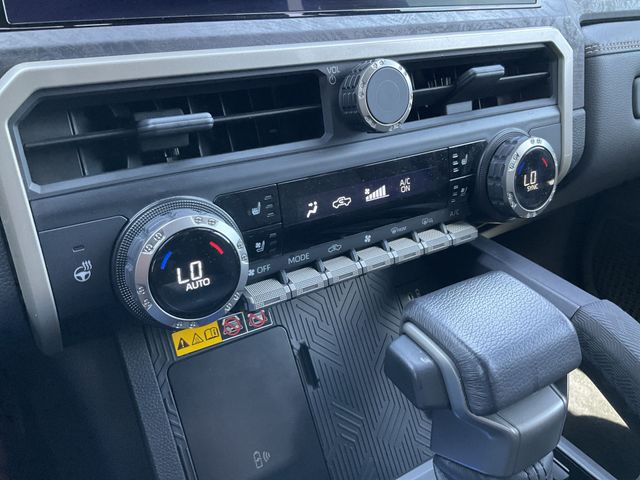 Thumbnail: 2024 Toyota Tacoma - 29
