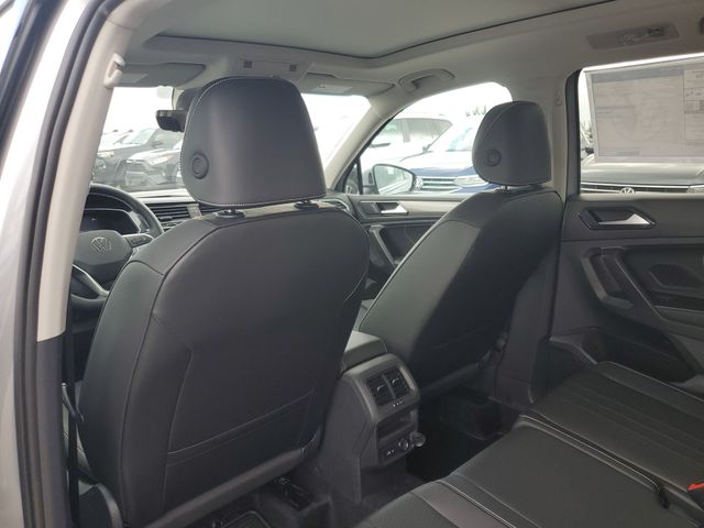 Thumbnail: 2024 Volkswagen Tiguan - 31