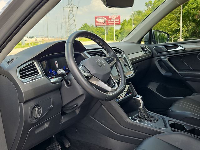 Thumbnail: 2024 Volkswagen Tiguan - 2
