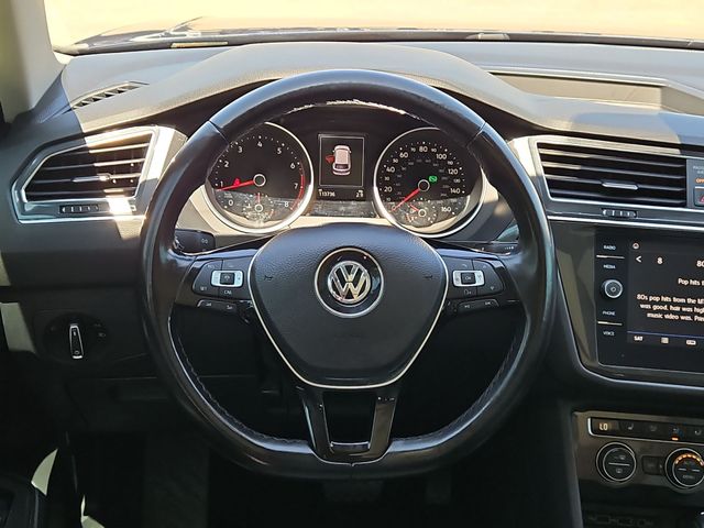 Thumbnail: 2018 Volkswagen Tiguan - 13