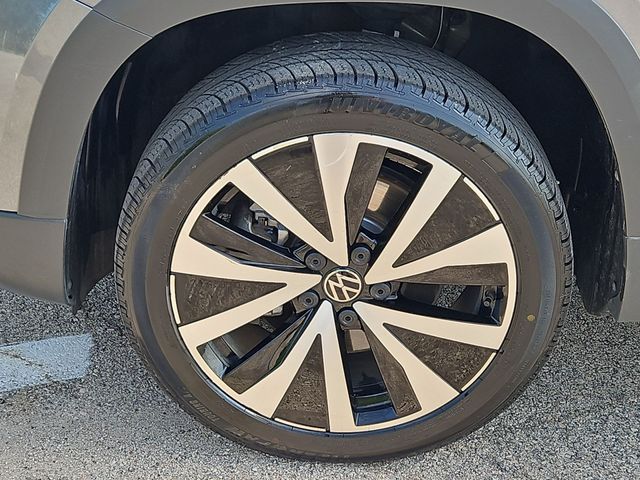 Thumbnail: 2024 Volkswagen Taos - 7