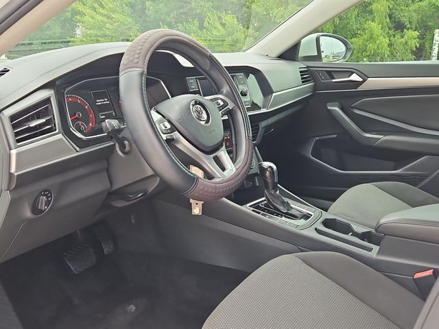 Thumbnail: 2019 Volkswagen Jetta - 2