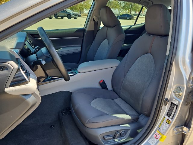 Thumbnail: 2019 Toyota Camry - 10