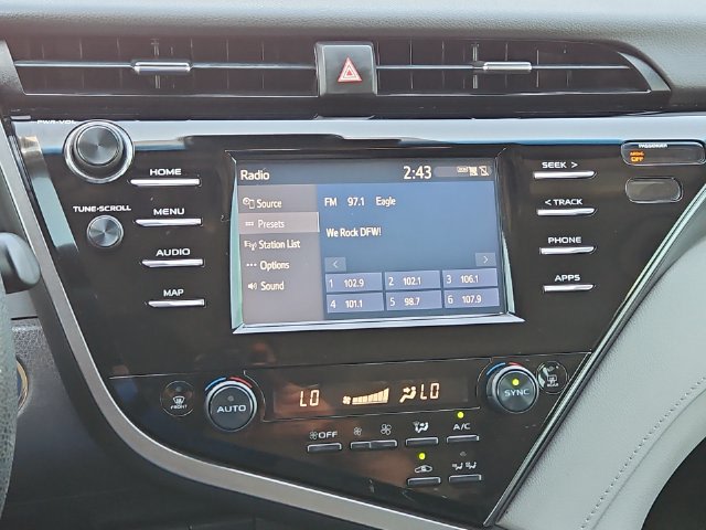 Thumbnail: 2019 Toyota Camry - 14