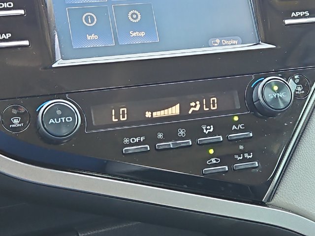 Thumbnail: 2019 Toyota Camry - 28