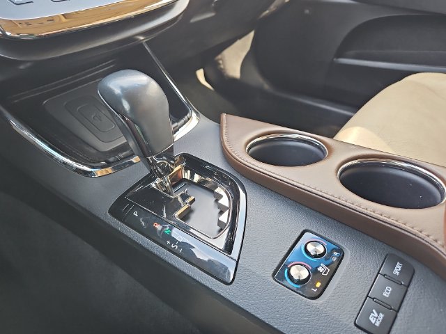 Thumbnail: 2017 Toyota Avalon - 15